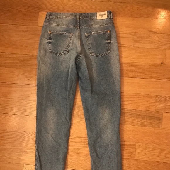 Zara Mom Jeans, Medium Blue, size 4 - Picture 2 of 5